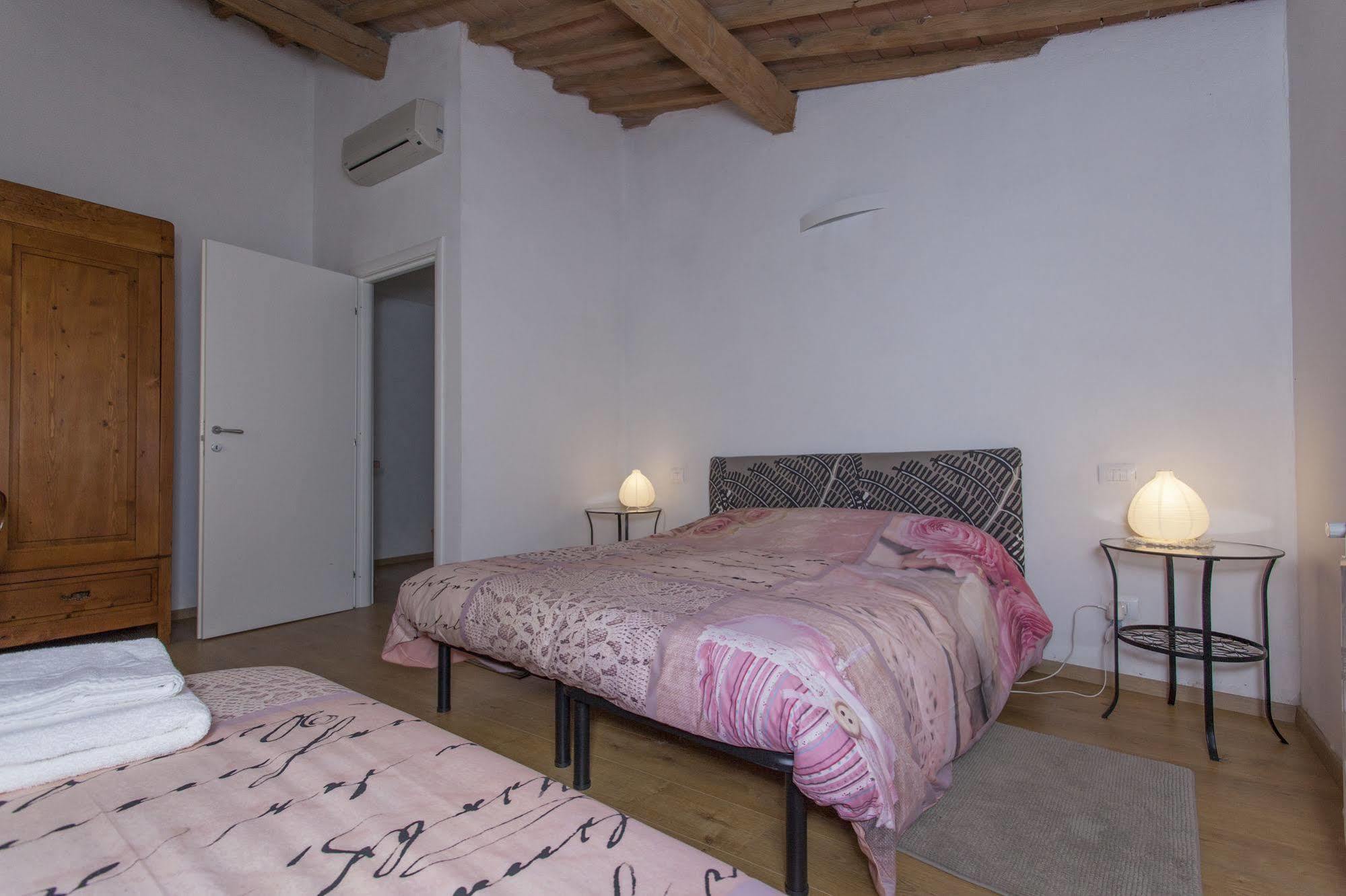 La Corte Di Piero Apartment Florence Luaran gambar